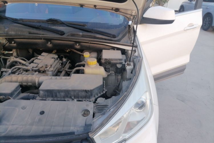 Used Wuling Hongguang S3 2019 1.5L Manual Luxury Model China VI Standard