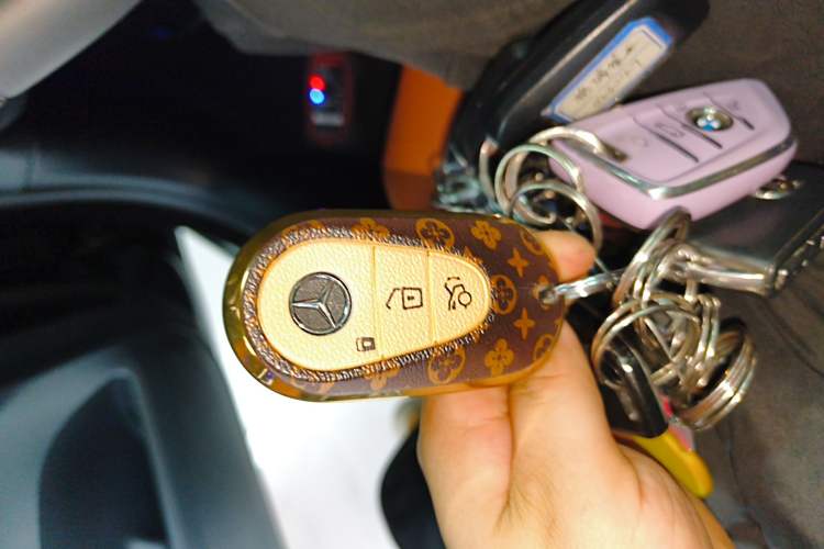 Used Mercedes-Benz GLC Coupe 2025-Year Restyled GLC 260 4MATIC Coupe SUV
