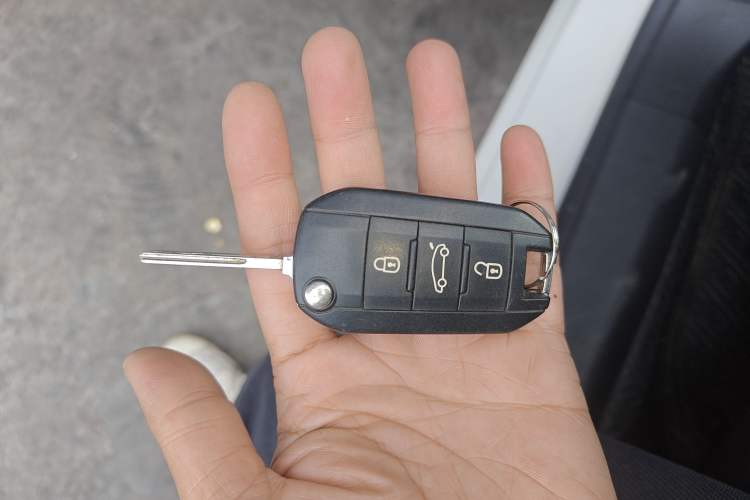 Used Peugeot 308 2018 1.6L Automatic Luxury Edition
