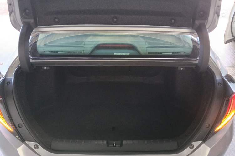 Used Honda Civic 2016 220TURBO CVT Luxury Edition
