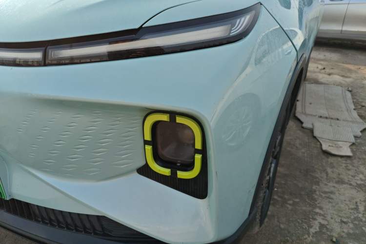 Used Geometry E Firefly 2022 401 km Linglong Tiger 4 Seats