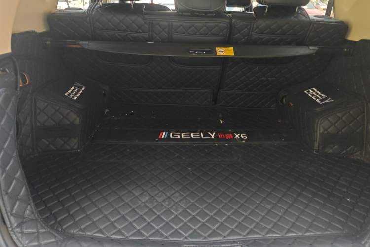 Used Geely Auto Vision X6 2016 1.8L Manual Luxury Model
