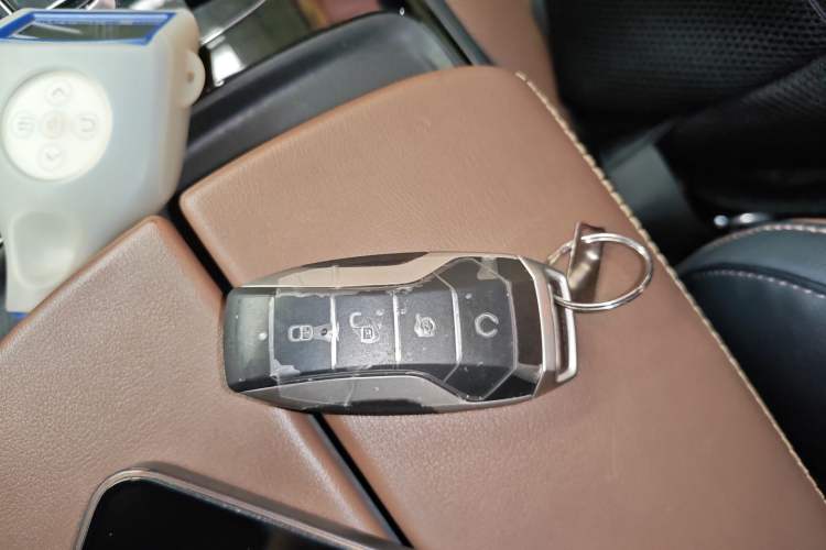 Used BYD Tang New Energy 2021 DM-i 112KM Prestige Model
