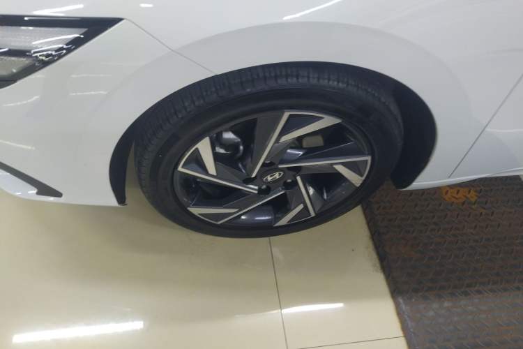 Used Hyundai Elantra 2023 1.5L CVT GLX Elite Edition
