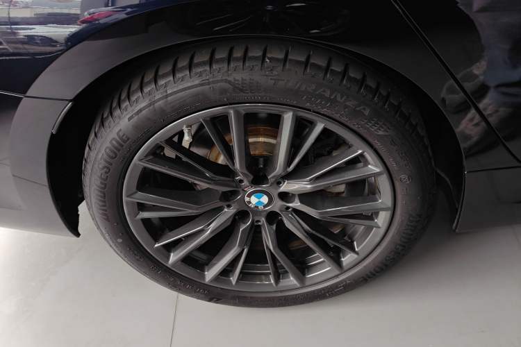 Used BMW 3 Series 2022 Restyled 325Li M Sport Night Edition Package
