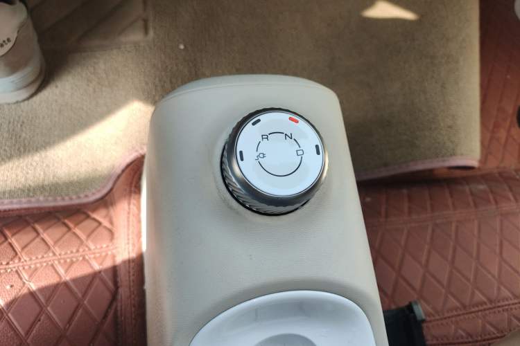 Used Wuling Hongguang MINIEV 2024 3rd Generation 215km Advanced Version