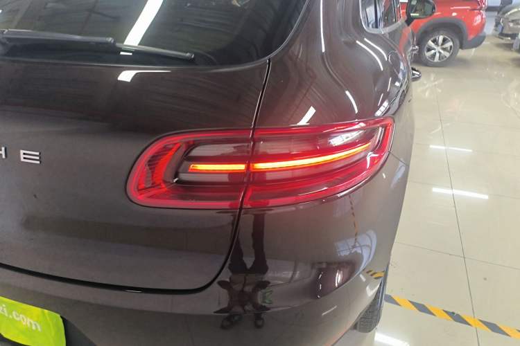 Used Porsche Macan 2014 Macan 2.0T
