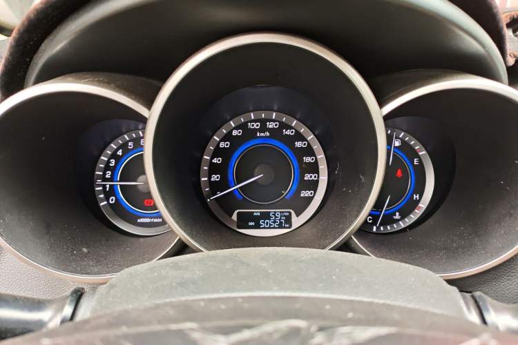 Used Changan Eado 2015 1.6L Manual Luxury Model China V Standard