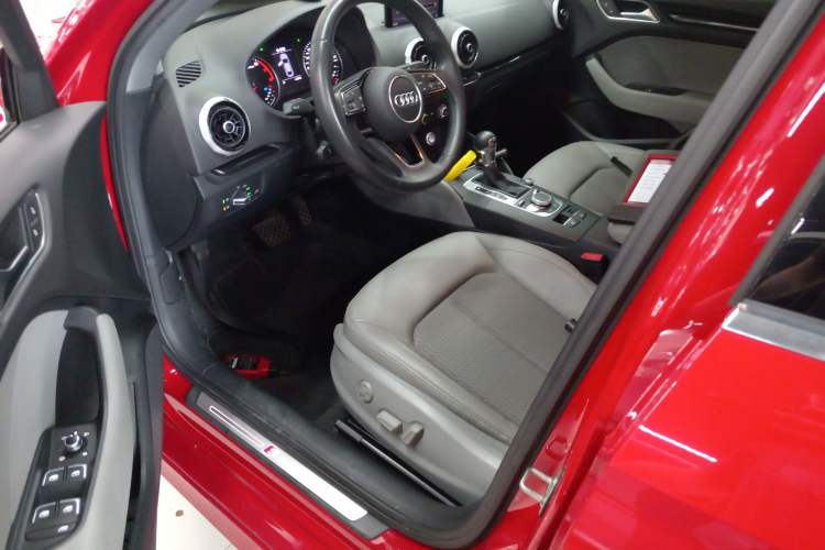 Used Audi A3 2020 Limousine 35 TFSI Fashion Edition China VI Emission Standard
