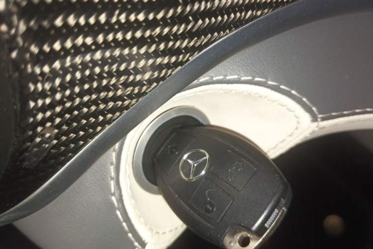 Used Mercedes-Benz Vito 2021 2.0T Business Version 7 Seats