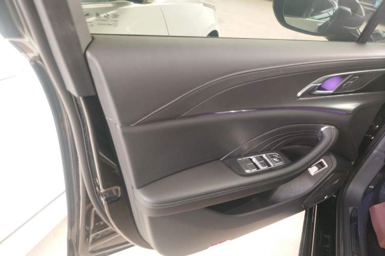 Used Hongqi H5 2023 2.0T Automatic Smart Connect Flagship Edition
