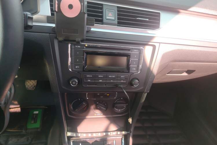 Used Volkswagen Bora 2018 1.5L Manual Fashion Model