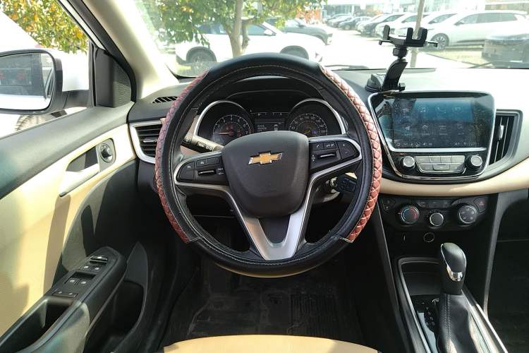 Used Chevrolet Monza 2022 320 Automatic Enjoyment Edition
