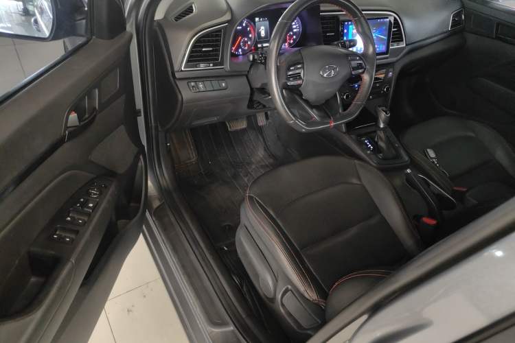 Used Hyundai Elantra 2018 1.4T Dual-Clutch Xuan Dong · Dynamic Edition
