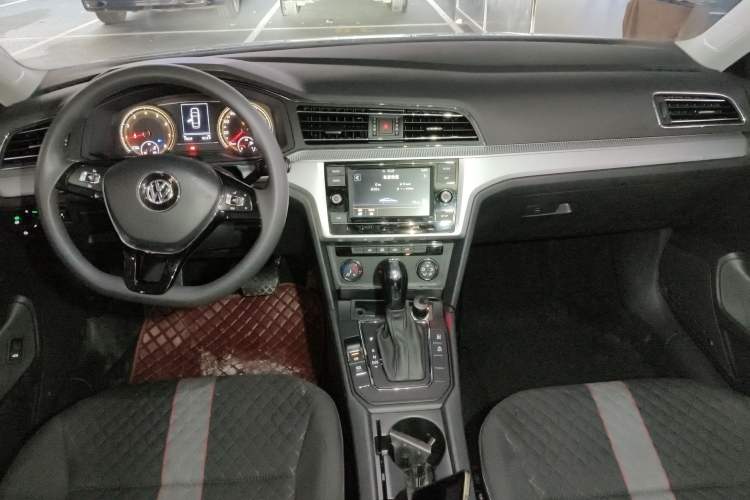 Used Volkswagen Lamando 2019 230TSI DSG Vision Edition China VI Standard