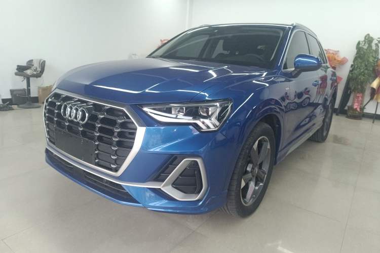 Used Audi Q3 2020 35 TFSI Fashion Dynamic Model
