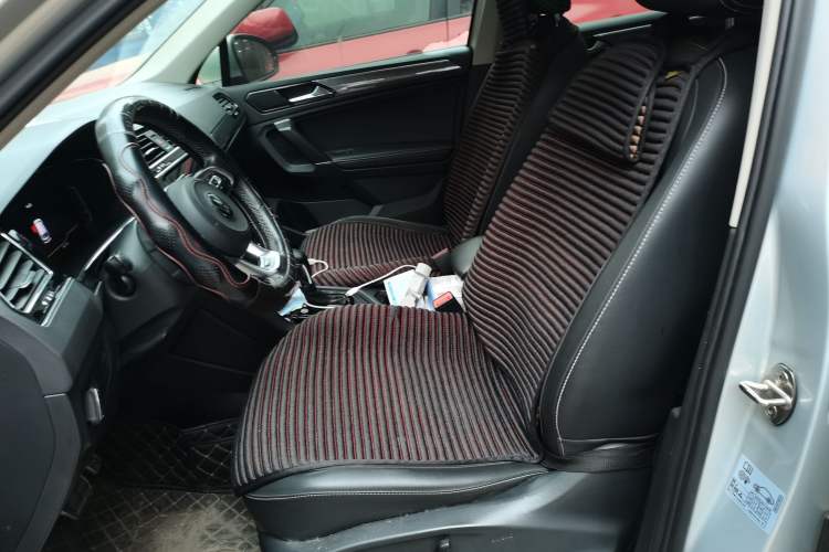 Used Volkswagen Tiguan L 2021 330TSI Automatic Two-Wheel Drive R-Line Enhanced Edition
