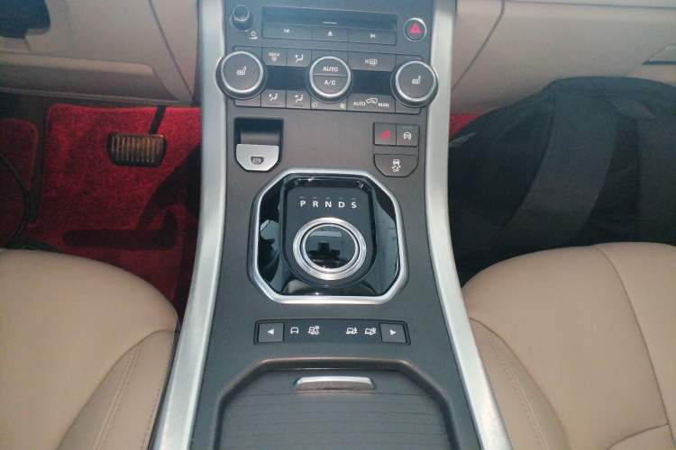 Used Land Rover Range Rover Evoque 2015 2.0T Five-Door Zhiyao Edition
