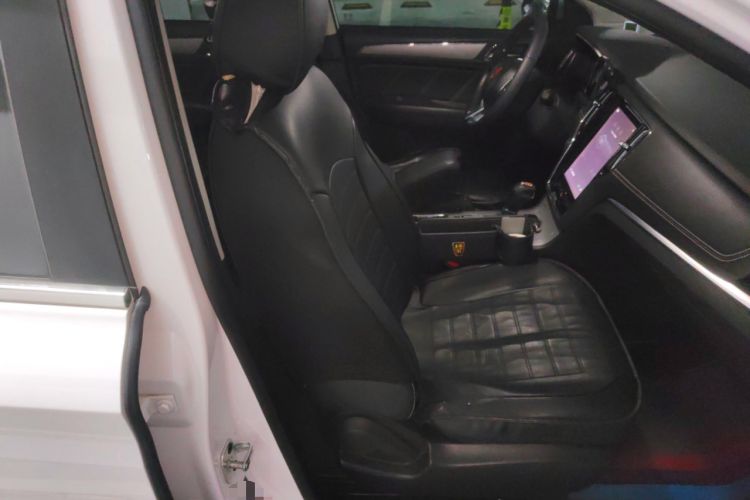 Used Roewe RX5 2019 20T Two-Wheel Drive Automatic Ali Smart Connectivity Platinum Edition