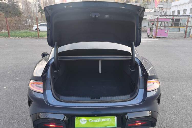 Used  SU7 2024 Four-Wheel Drive Ultra-Long Range Advanced Intelligent Driving Max Edition