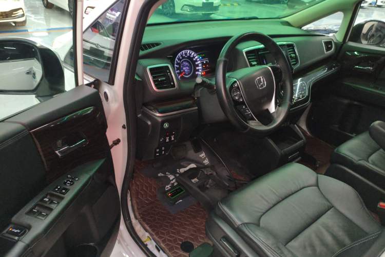 Used Honda Odyssey 2018 2.4L Luxury Edition