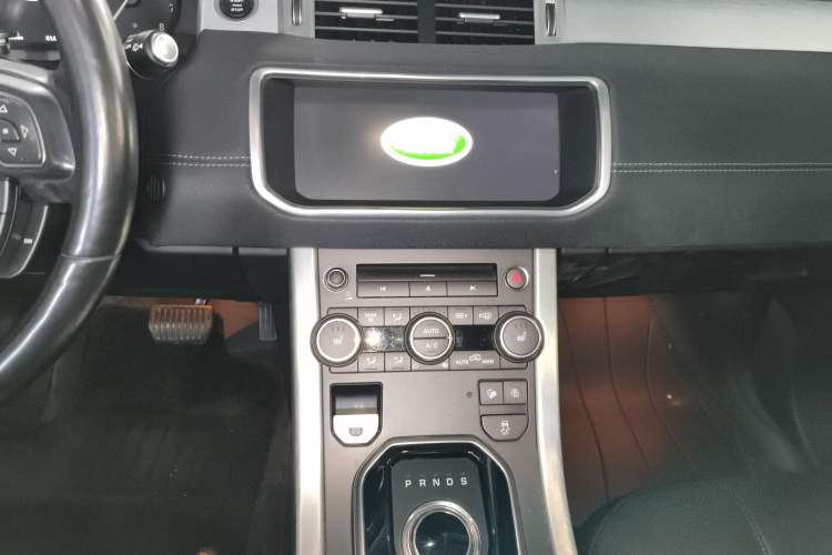 Used Land Rover Range Rover Evoque 2018 240 PS SE DYNAMIC Smart Edition