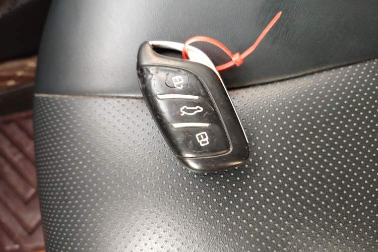 Used Roewe i5 2019 1.5L Automatic 4G Connected Linghao Flagship Edition