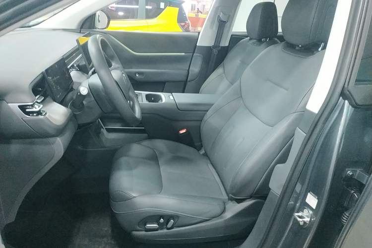 Used XPeng G6 2025 625 Long-Range Max Flagship Edition