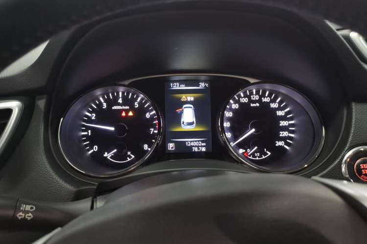 Used Nissan X-Trail 2016 2.0L CVT Smart Enjoyment Version 4WD
