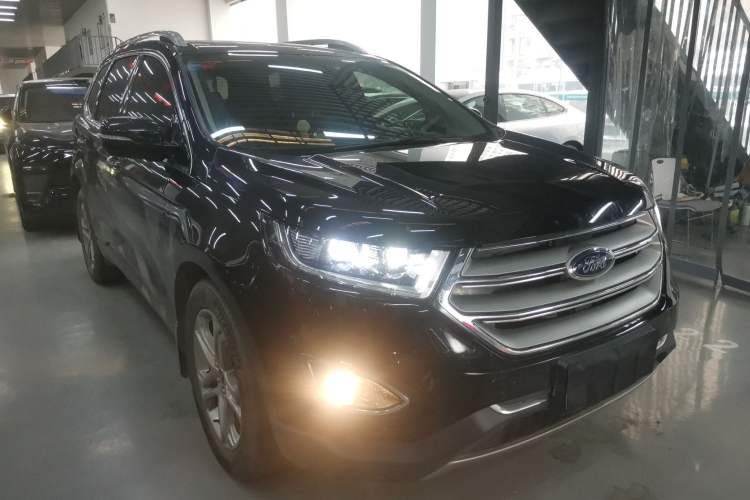 Used Ford Edge 2018 EcoBoost 245 Two-Wheel-Drive Titanium 7-Seater China VI Standard