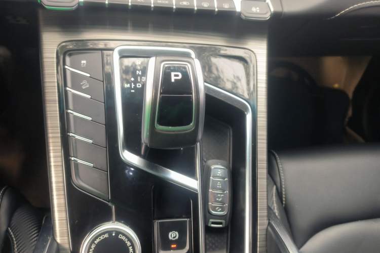 Used Geely Auto Emgrand X7 Sport 2020 1.8TD DCT Smart Connect PRO
