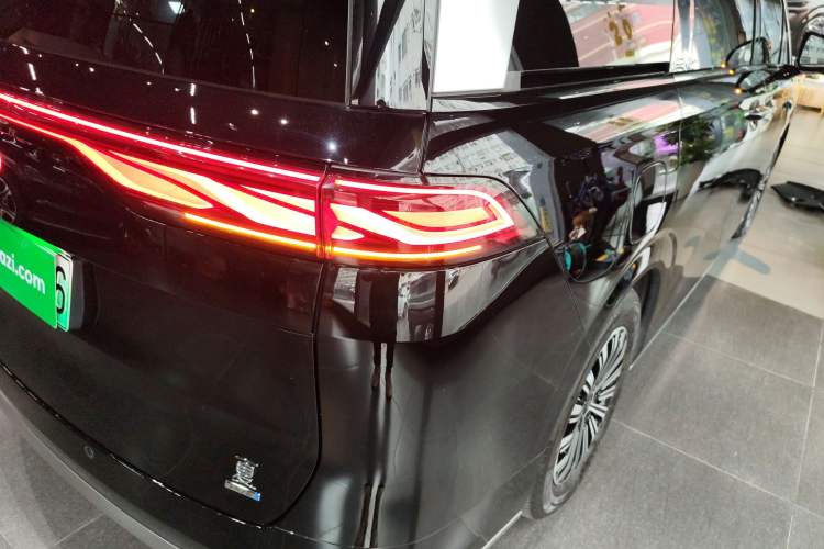 Used BYD Xia 2025 DM-i 1.5T 180km Beyond Edition
