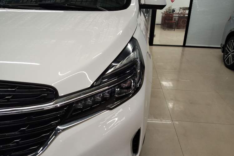 Used Buick GL8 2022 Land Executive Class 652T Prestige Model