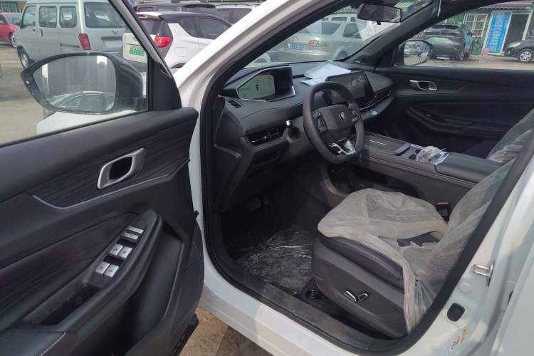 Used Changan CS55PLUS PHEV 2025 Smart New Blue Whale 125km Battleship Edition