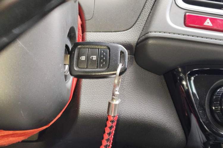 Used Honda Vezel 2015 1.5L CVT two-wheel drive Comfort trim
