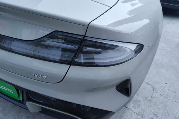 Used  SU7 2024 Rear-Drive Long-Range Intelligent Driving Version
