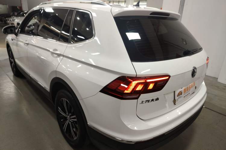 Used Volkswagen Tiguan L 2019 Updated Version 330TSI Automatic Two-Wheel Drive Panoramic Comfort Edition China VI Standard
