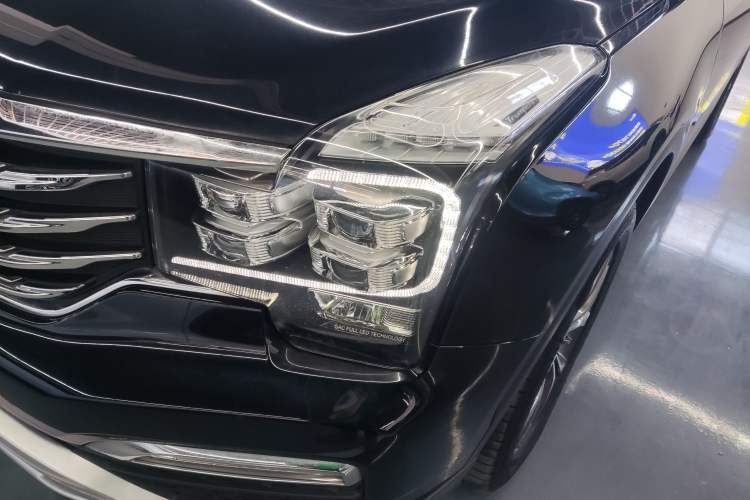 Used GAC Trumpchi GS8 2017 320T Two-Wheel Drive Luxury Smart Connectivity Version (7 Seats)
