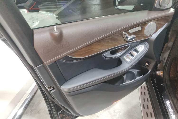 Used Mercedes-Benz GLC 2020 GLC 260 L 4MATIC Luxury Model
