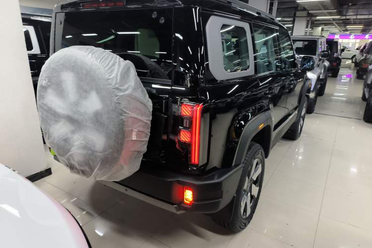 Used Beijing Auto BJ40 Electric Drive 2025 Advanced Edition
