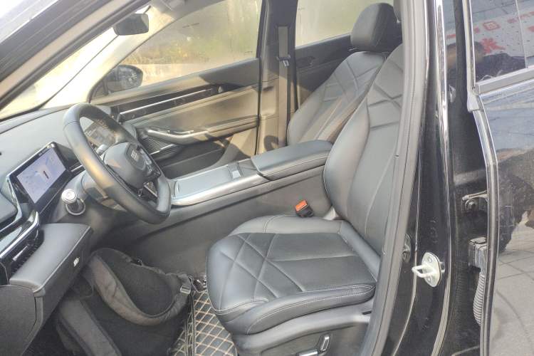 Used  L6 2024 125km PLUS Dragon Edition