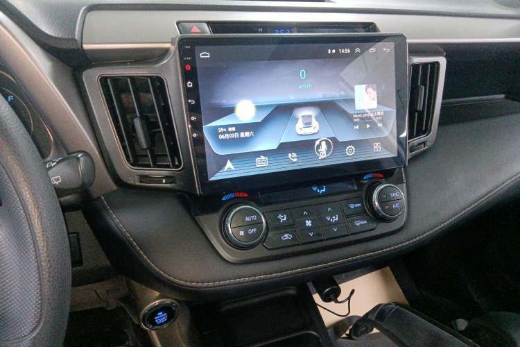 Used Toyota RAV4 2019 2.0L CVT Two-Wheel Drive Pioneer Edition China V Standard
