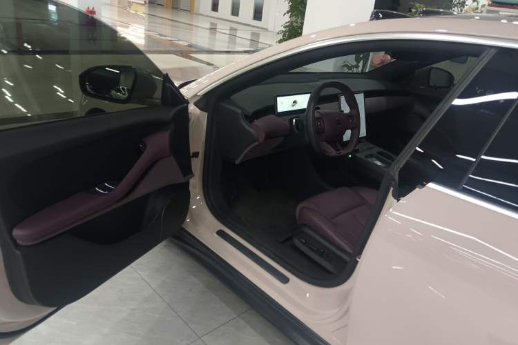 Used Nio ET5 2024 75 kWh
