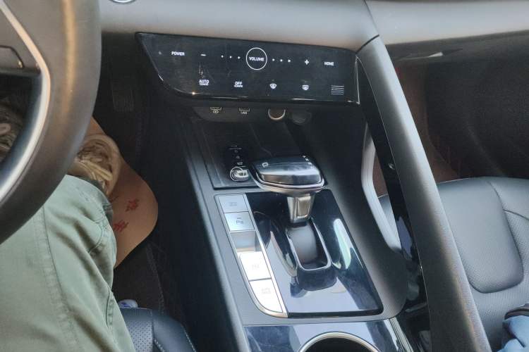 Used Hyundai Elantra 2021 1.5L CVT LUX Prestige Edition