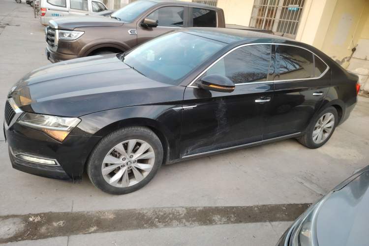 Used Skoda Superb 2019 Facelifted TSI280 DSG Comfort Edition
