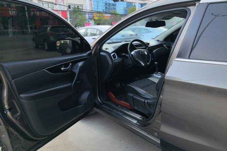 Used Nissan Qashqai 2016 2.0L CVT Luxury Edition
