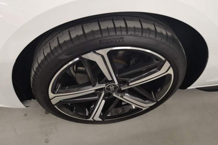 Used Audi A4L 2024 40 TFSI Luxury Dynamic Edition