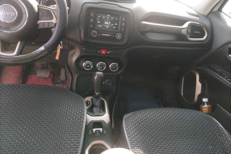 Used  Renegade 2016 1.4T Automatic Jingneng Edition
