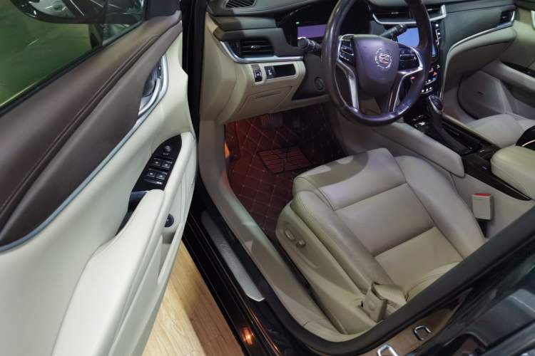 Used Cadillac XTS 2014 28T Comfort Version
