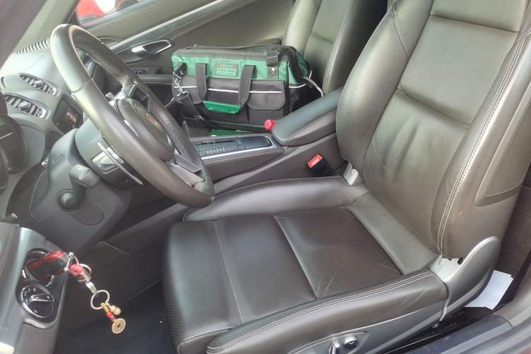 Used Porsche 718 2016 Cayman 2.0T